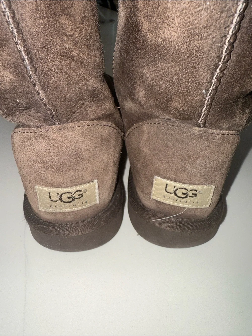 UGG Australia Classic Short Brown Boots Size 8 - Picture 6 of 8